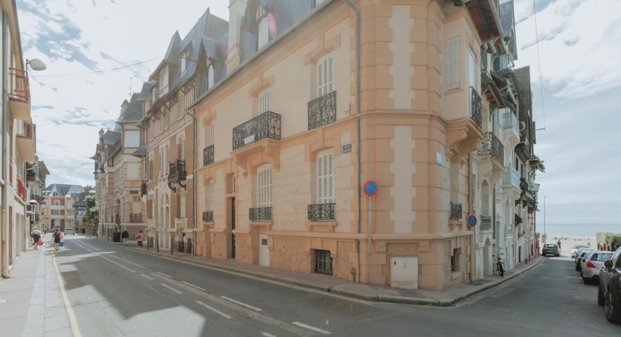 30 Metres De La Plage Et Des Planches. Tout A Pied ! Trouville-sur-Mer Exterior photo